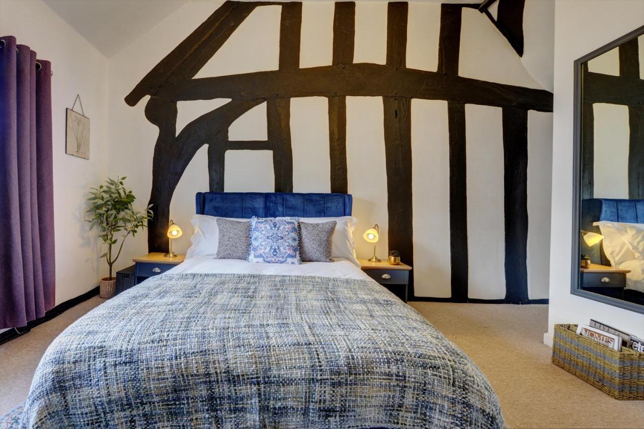 Loft Cottage By Spa Town Property - 2 Bed Tudor Retreat Near To Stratford-Upon-Avon, Warwick & Solihull Eksteriør billede