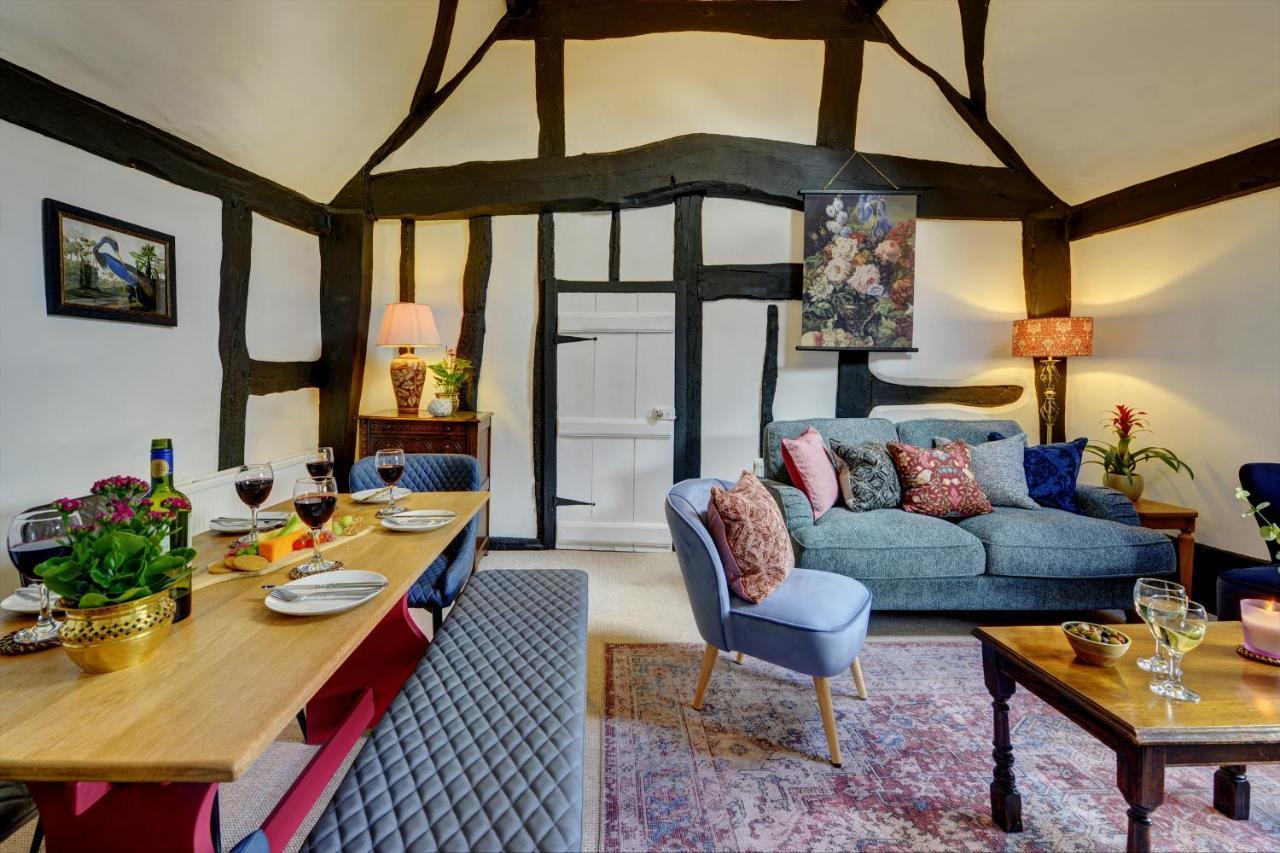 Loft Cottage By Spa Town Property - 2 Bed Tudor Retreat Near To Stratford-Upon-Avon, Warwick & Solihull Eksteriør billede