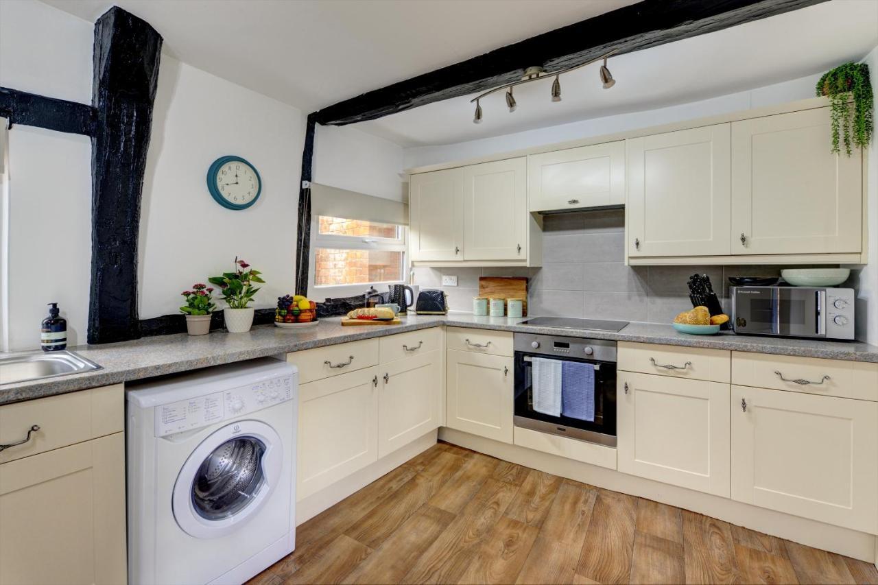 Loft Cottage By Spa Town Property - 2 Bed Tudor Retreat Near To Stratford-Upon-Avon, Warwick & Solihull Eksteriør billede