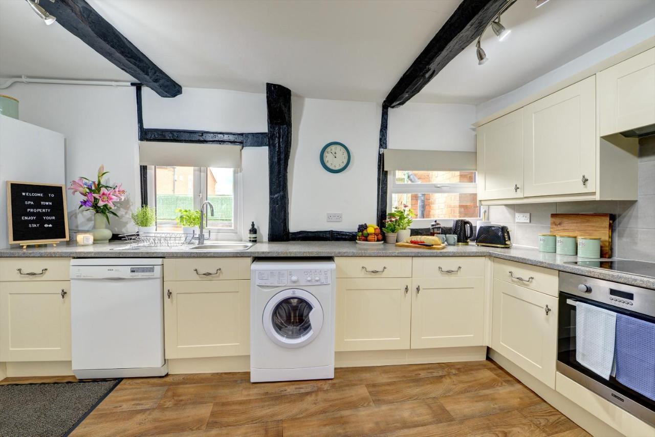 Loft Cottage By Spa Town Property - 2 Bed Tudor Retreat Near To Stratford-Upon-Avon, Warwick & Solihull Eksteriør billede