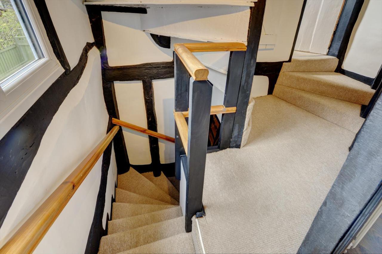 Loft Cottage By Spa Town Property - 2 Bed Tudor Retreat Near To Stratford-Upon-Avon, Warwick & Solihull Eksteriør billede