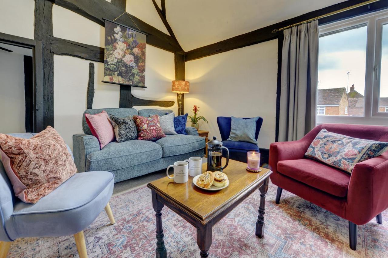 Loft Cottage By Spa Town Property - 2 Bed Tudor Retreat Near To Stratford-Upon-Avon, Warwick & Solihull Eksteriør billede