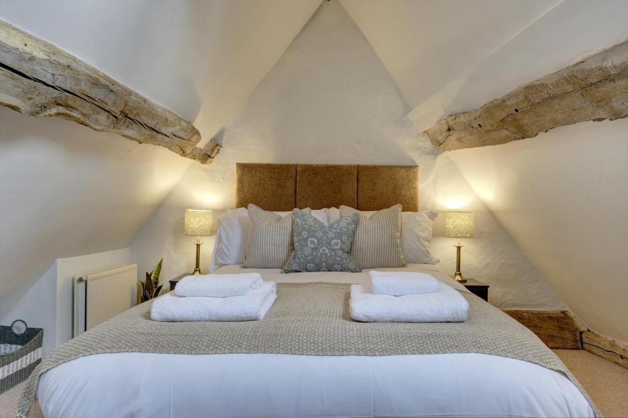 Loft Cottage By Spa Town Property - 2 Bed Tudor Retreat Near To Stratford-Upon-Avon, Warwick & Solihull Eksteriør billede