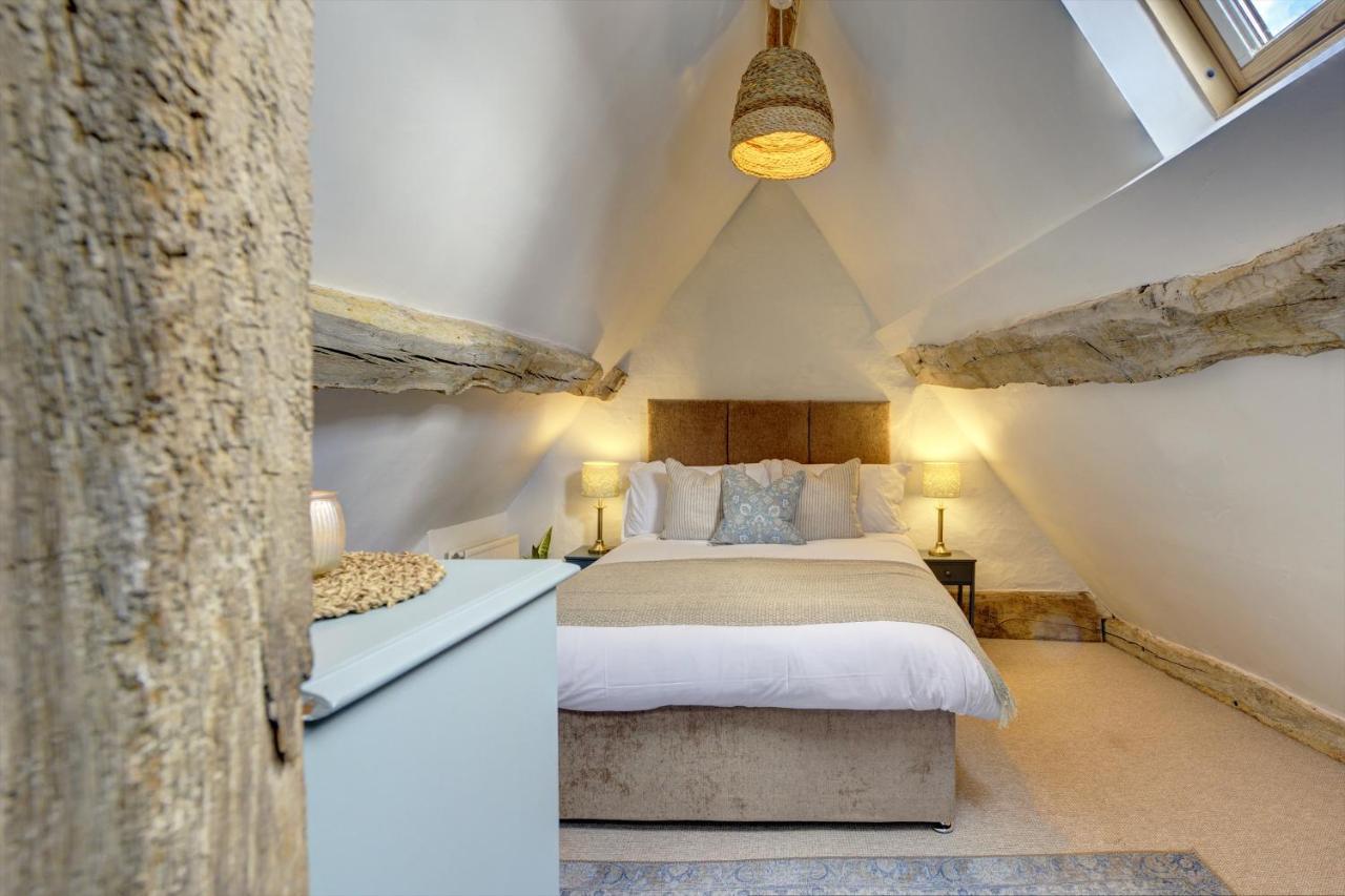 Loft Cottage By Spa Town Property - 2 Bed Tudor Retreat Near To Stratford-Upon-Avon, Warwick & Solihull Eksteriør billede