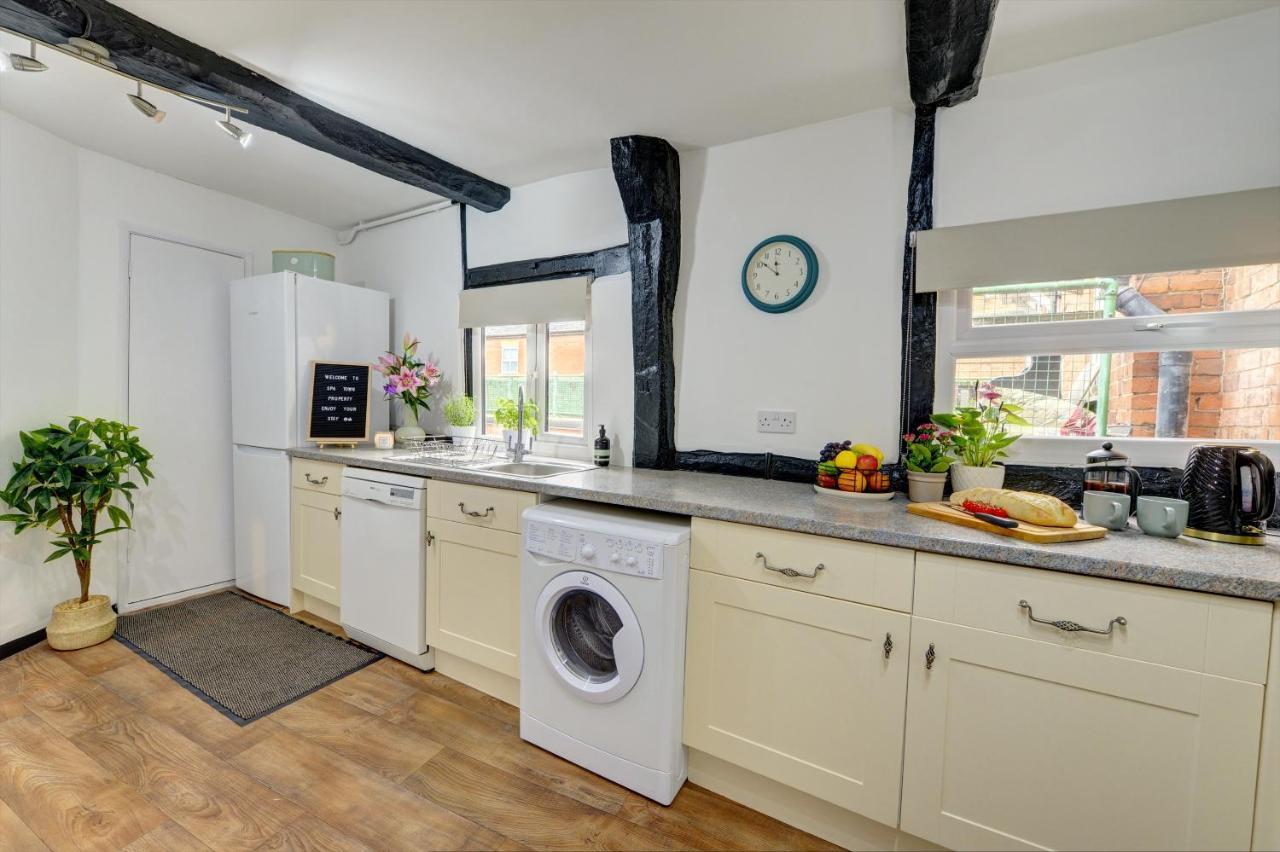 Loft Cottage By Spa Town Property - 2 Bed Tudor Retreat Near To Stratford-Upon-Avon, Warwick & Solihull Eksteriør billede